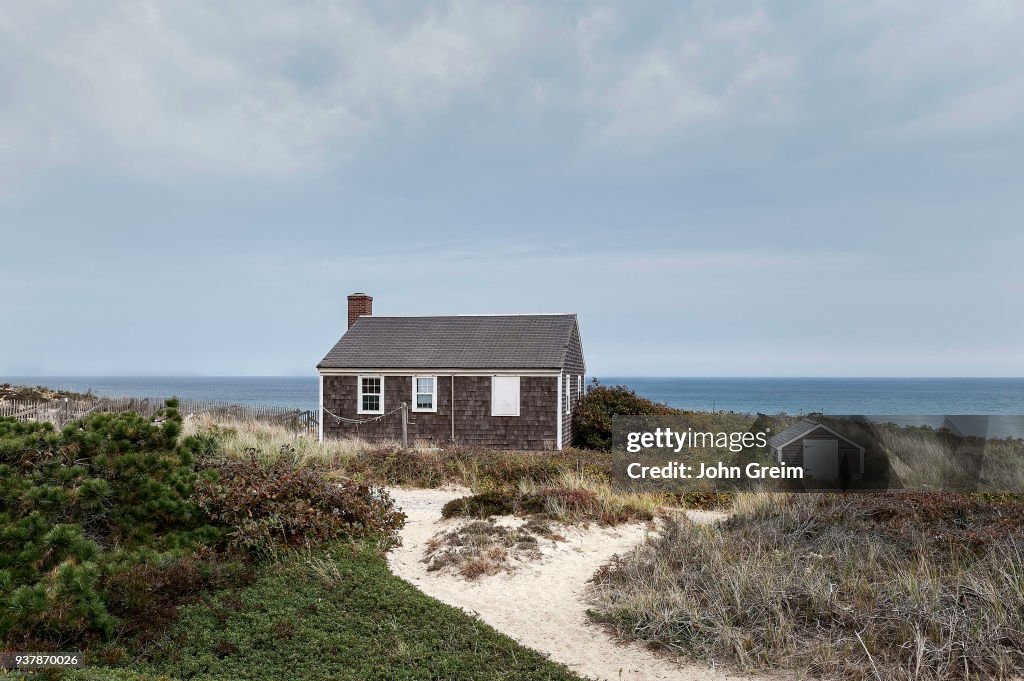 Small Cape Cod cottage overlooking the ocean...