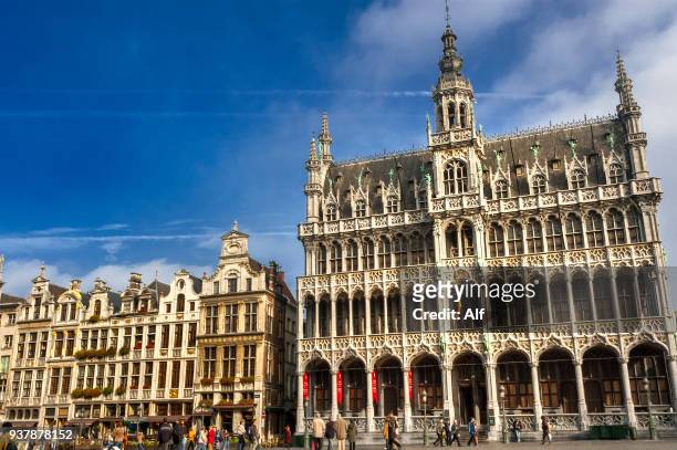 the king's house in the grand place in brussels, belgium, brussels, belgium - pilaster stock pictures, royalty-free photos & images