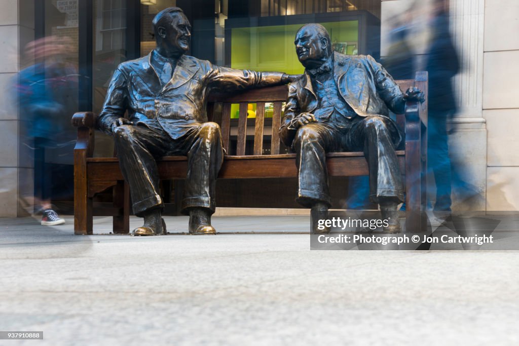 'Allies' statue of Franklin D. Roosevelt and Winston Churchill