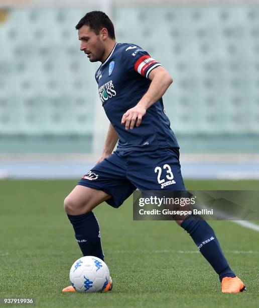 Manuel Pasqual of Empoli FC in action during the serie B match between Pescara and Empoli FC at Adriatico Stadium on March 25, 2018 in Pescara, Italy.