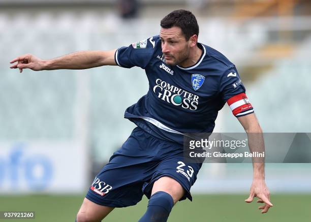 Manuel Pasqual of Empoli FC in action during the serie B match between Pescara and Empoli FC at Adriatico Stadium on March 25, 2018 in Pescara, Italy.