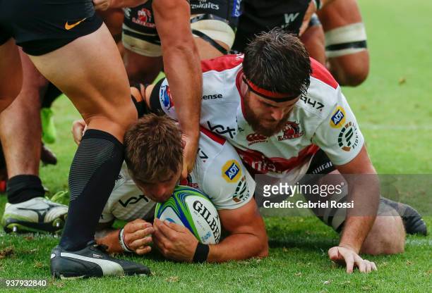 Malcolm Marx of Lions scores a try during a match between Jaguares and Lions as part of the sixth round of Super Rugby at Jose Amalfitani Stadium on...