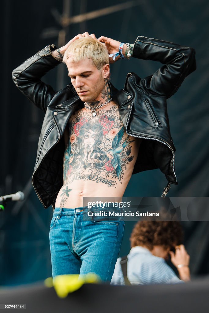 Jessy Rutherford Jesse James Rutherford The Neighbourhood