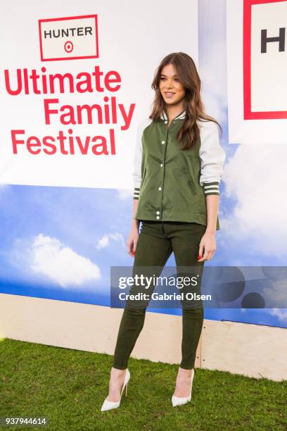 Hailee Steinfeld arrives for the Hunter for Target Ultimate Family Festival at Rose Bowl on March 25, 2018 in Pasadena, California.