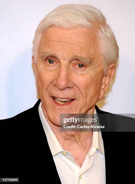 Actor Leslie Nielsen attends "Spanish Movie" premiere at Kinepolis cinema on December 3, 2009 in Madrid, Spain.