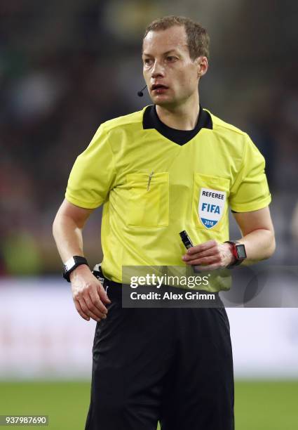 Referee William Collum reacts during the international friendly match between Germany and Spain at Esprit-Arena on March 23, 2018 in Duesseldorf,...