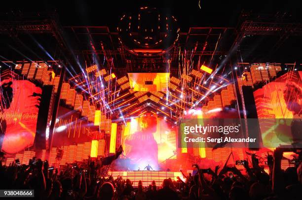David Guetta performs on stage at Ultra Music Festival at Bayfront Park on March 25, 2018 in Miami, Florida.