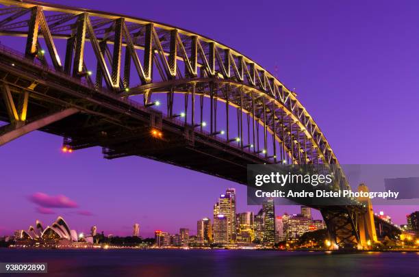 sydney - sydney, nsw, australia - sydney harbour bridge stock-fotos und bilder