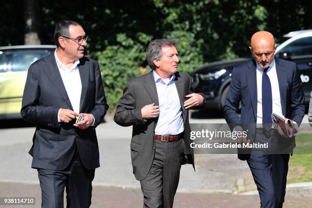 Maurizio Sarri manager of SS Napoli and Luciano Spalletti manager of Internazionalke FC during the "Golden Bench" award at Coverciano on March 26,...