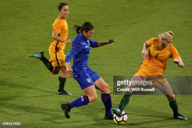 Suchawadee Nildhamrong of Thailand runs with the ball during the International Friendly Match between the Australian Matildas and Thailand at NIB...