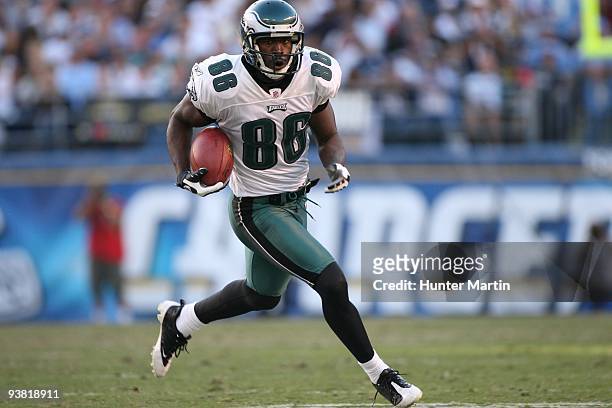 Wide receiver Reggie Brown of the Philadelphia Eagles runs with the ball during a game against the San Diego Chargers on November 14, 2009 at...