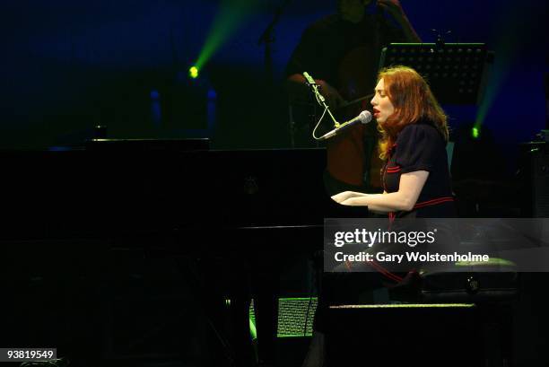 Regina Spektor performs on stage at Manchester Apollo on December 3, 2009 in Manchester, England.