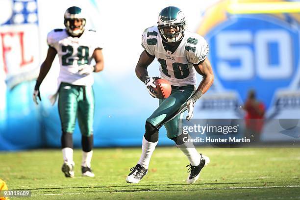 Wide receiver Jeremy Maclin of the Philadelphia Eagles runs with the ball during a game against the San Diego Chargers on November 14, 2009 at...