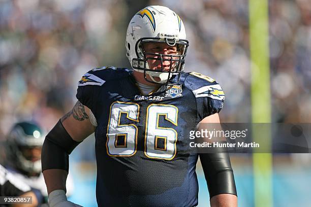 Offensive tackle Jeromey Clary of the San Diego Chargers stands on the field during a game against the Philadelphia Eagles on November 14, 2009 at...