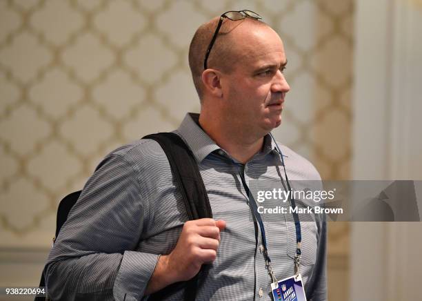 Houston Texans head coach Bill O'Brien heads to a meeting during the 2018 NFL Annual Meetings at the Ritz Carlton Orlando, Great Lakes on March 26,...