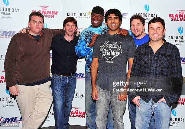 Actor Michael Clarke Duncan and the cast of "The Slammin' Salmon" attend the seafood eating contest for "The Slammin' Salmon" film release kick off...
