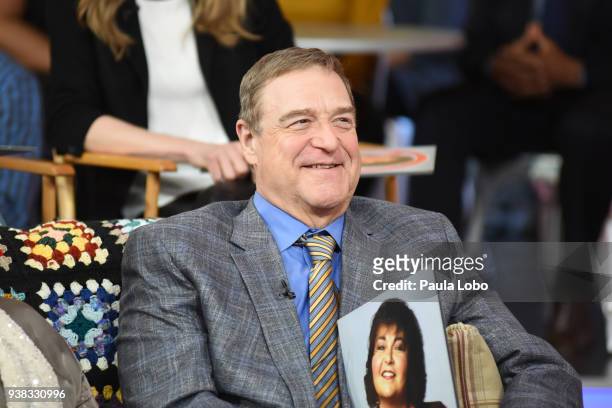 The cast of Walt Disney Television via Getty Images's "Roseanne" are guests on "Good Morning America," Monday, March 26 airing on the Walt Disney...