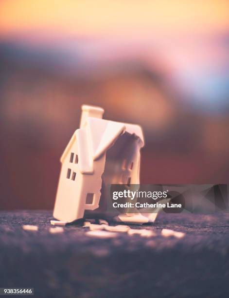 23,096 Smashed House Stock Photos, High-Res Pictures, and Images ...