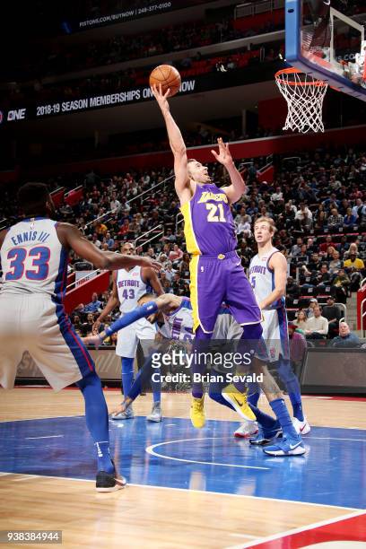 Travis Wear of the Los Angeles Lakers shoots the ball during the game against the Detroit Pistons on March 26, 2018 at Little Caesars Arena in...