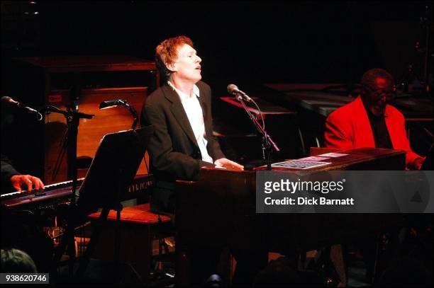 Steve Winwood performs on stage at Royal Festival Hall, London, 30th January 2004.