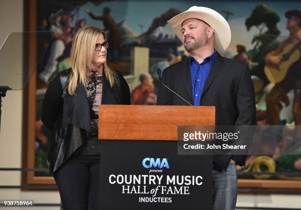 Trisha Yearwood and Garth Brooks speak at the 2018 Country Music Hall Of Fame Inductees Announcement at Country Music Hall of Fame and Museum on...