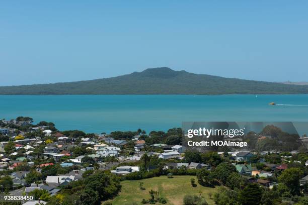 at the top of mt vitoria,devonport,auckland - rangitoto stock pictures, royalty-free photos & images