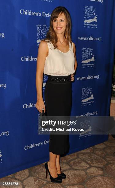 Actress Jennifer Garner attends the Children's Defense Fund's 19th Annual Los Angeles "Beat the Odds" Awards at Beverly Hills Hotel on December 3,...