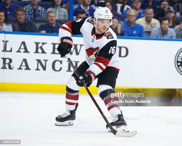 Max Domi of the Arizona Coyotes skates against the Tampa Bay Lightning at Amalie Arena on March 26, 2018 in Tampa, Florida. "n