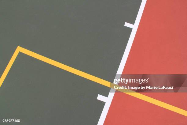 close up of basketball court lines - courtyard stockfoto's en -beelden