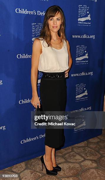 Actress Jennifer Garner attends the Children's Defense Fund's 19th Annual Los Angeles "Beat the Odds" Awards at Beverly Hills Hotel on December 3,...