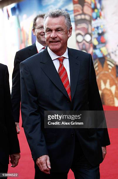 Soccer coach Ottmar Hitzfeld arrives before the Final Draw for the FIFA World Cup 2010 December 4, 2009 at the International Convention Centre in...