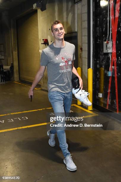 Sam Dekker of the LA Clippers enters the arena before the game against the Milwaukee Bucks on March 27, 2018 at STAPLES Center in Los Angeles,...