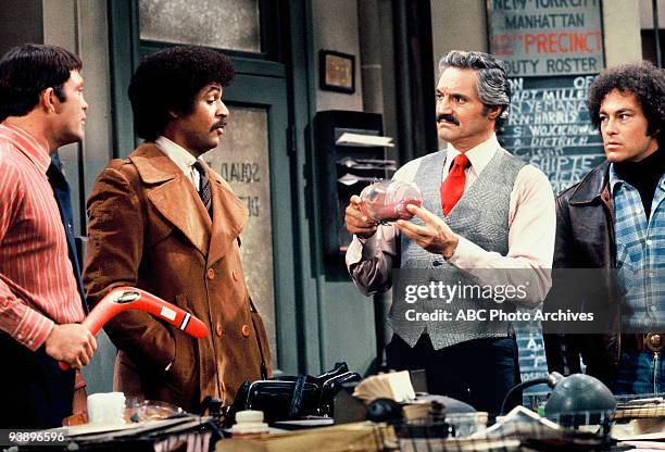 Toys" - Season Five - 12/14/78, Barney faced his first holiday since his separation. Max Gail and Ron Glass also starred.,