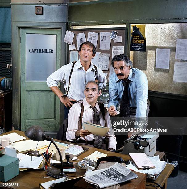 Gallery - Season Two - 12/11/75, Max Gail , Abe Vigoda , Hal Linden ,