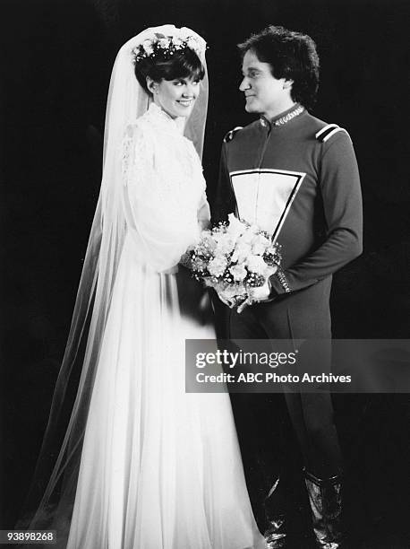 Wedding Gallery" 1982 Pam Dawber, Robin Williams