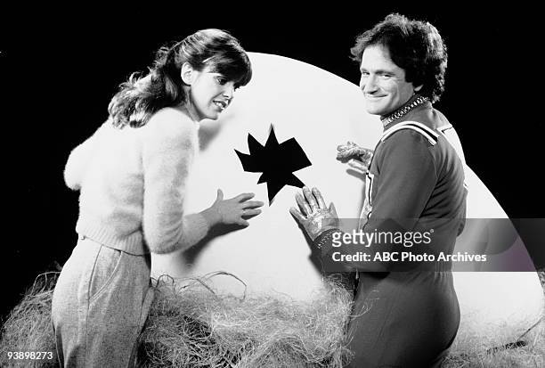 Wedding Gallery" 1982 Pam Dawber, Robin Williams