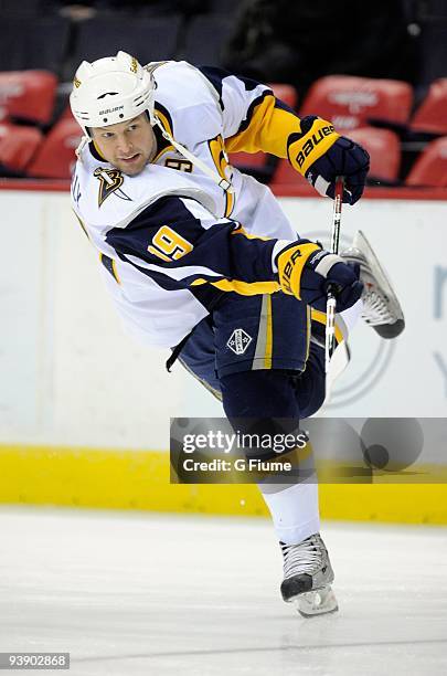 Tim Connolly of the Buffalo Sabres warms up before the game against the Washington Capitals at the Verizon Center on November 25, 2009 in Washington,...