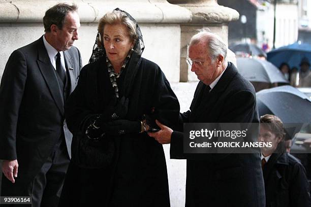 King Albert II of Belgium arrives with Queen Paola for the funeral ceremony of his half-brother, Prince Alexandre of Belgium, on December 4, 2009 in...