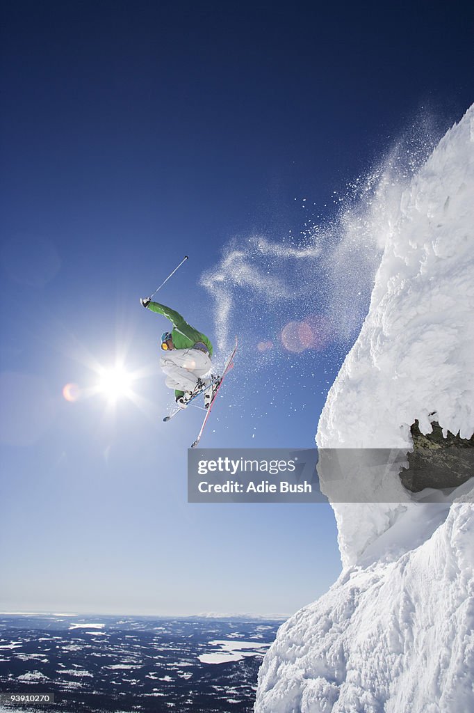Man in green airing a gap.