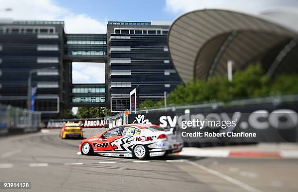 Garth Tander drives the Holden Racing Team Holden during qualifying 25 for the Sydney 500 Grand Finale, which is round 14 of the V8 Supercar...