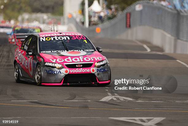 Jamie Whincup drives the Team Vodafone Ford during qualifying for race 25 of the Sydney 500 Grand Finale, which is round 14 of the V8 Supercar...