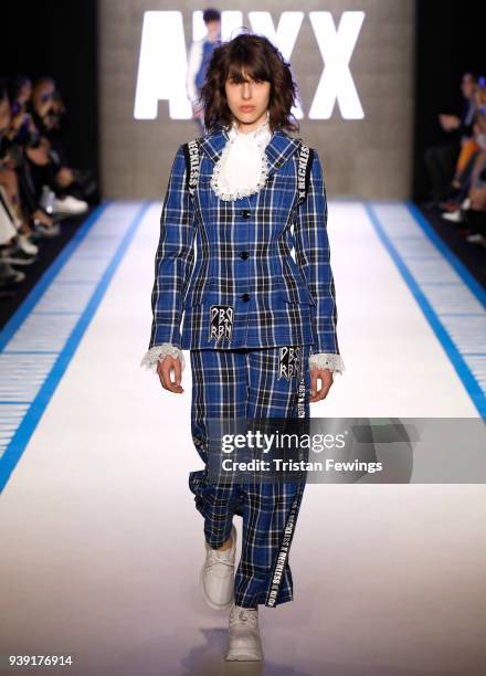 Model walks the runway for the DB Berdan show during Mercedes Benz Fashion Week Istanbul at Zorlu Center on March 28, 2018 in Istanbul, Turkey.