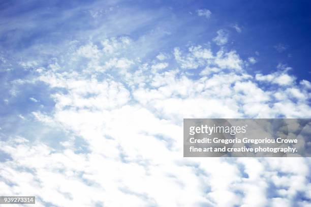 blue sky and white cloud - gregoria gregoriou crowe fine art and creative photography. imagens e fotografias de stock