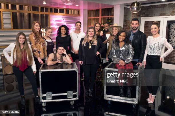 Battle Reality" -- Pictured: Team Kelly Alexa Cappelli, Hannah Goebel, Brynn Cartelli, Dylan Hartigan, Jamella, Jorge Eduardo, Kelly Clarkson, Amber...