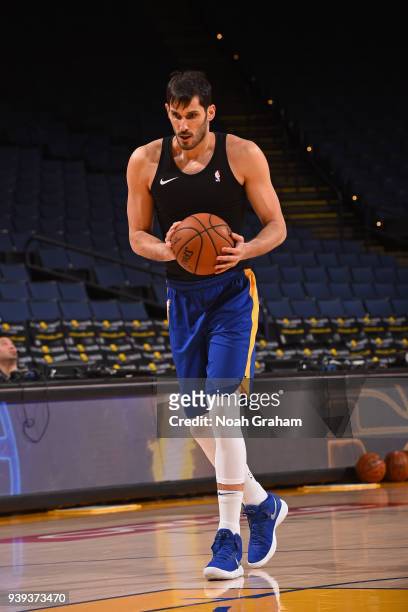 Omri Casspi of the Golden State Warriors warms up before the game against the Indiana Pacers on March 27, 2018 at ORACLE Arena in Oakland,...