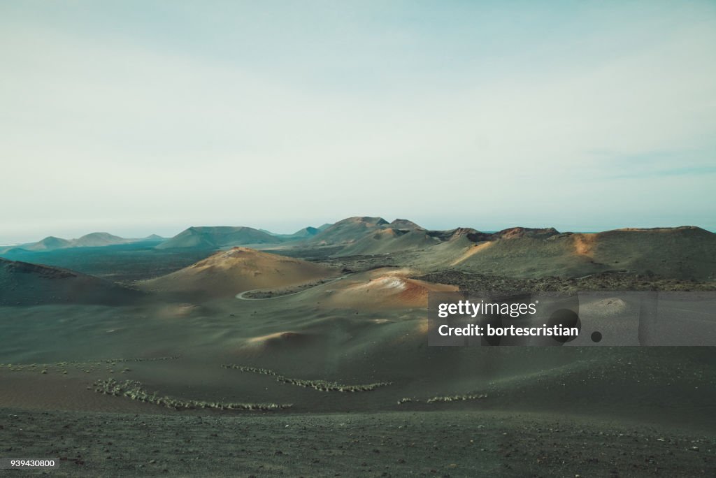 Vista panorâmica do deserto contra o céu