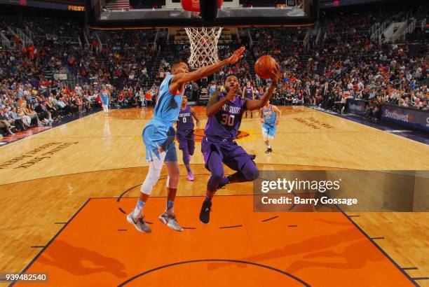 Troy Daniels of the Phoenix Suns goes to the basket against the LA Clippers on March 28, 2018 at Talking Stick Resort Arena in Phoenix, Arizona. NOTE...