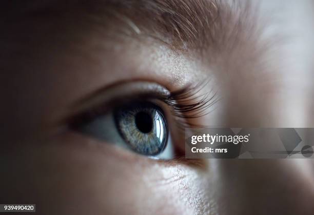 eye - smiling eyes stock-fotos und bilder