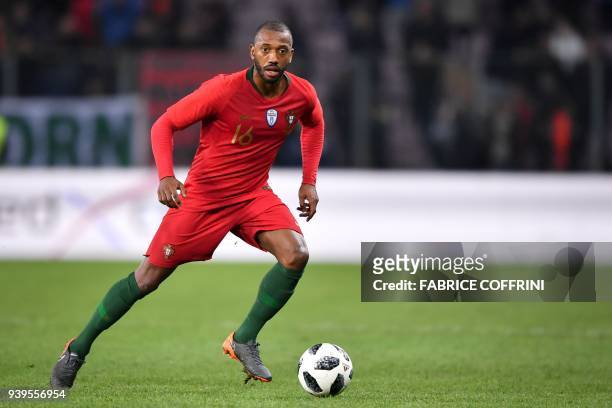 Portugal's midfielder Manuel Fernandes controls the ball during the international friendly football match between Portugal and Netherlands at Stade...