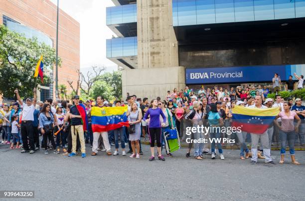 Millions of Venezuelans participated in a popular consultation this July 16. Convened by the Bureau of the Unit as established in Article 70 of the...